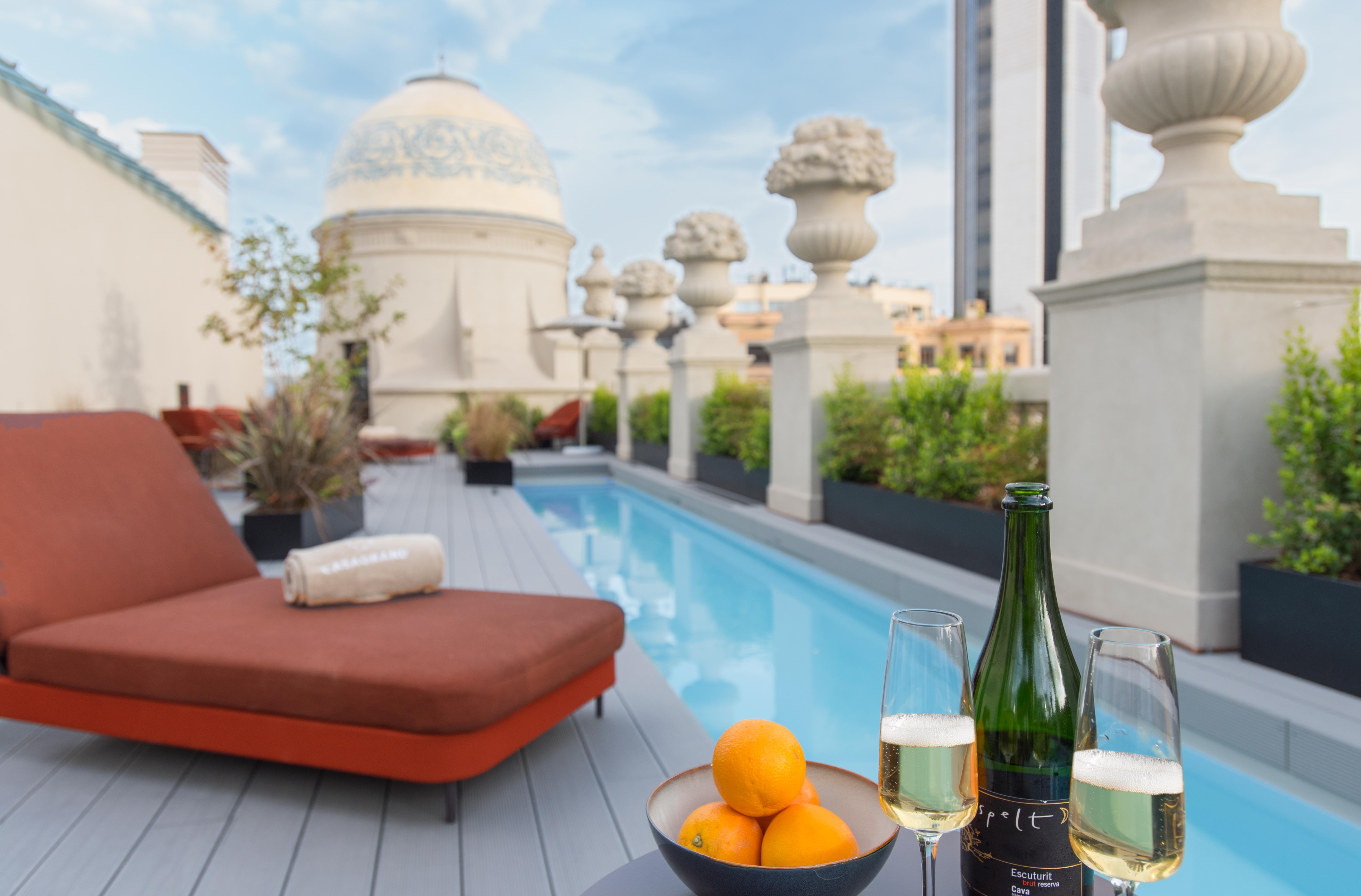 Casagrand Luxury Suites Barcelona Exteriér fotografie
